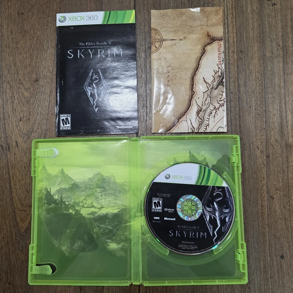 The Elder Scrolls V: Skyrim (Xbox 360) - CIB Complete w/ Map & Manual
